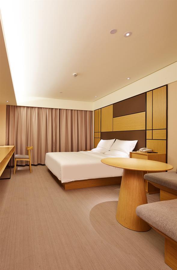 JI Hotel Changchun Oriental Plaza Esterno foto